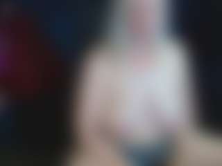 abbinatural MILF webcam performer live streaming