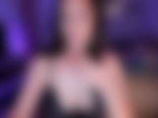 Live cam show with KYLIE - Average on Dolls Live
