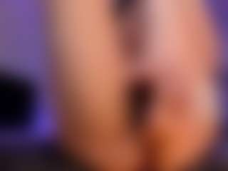 KYLIE's Live Sex Cam Show