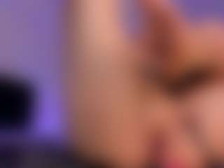 KYLIE's Live Sex Cam Show