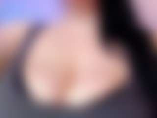 MyDreamyEyes MILF webcam performer live streaming