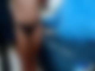 Live cam show with NubianGiggles - Black Middle Aged on Soda Cam