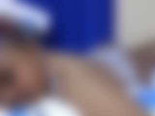 Live cam show with Spicedsugar - Flashing on StripNow