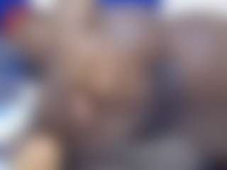 Live-Cam-Show mit Spicedsugar - Black BBW auf Camsoda
