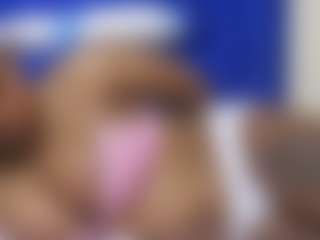 Live cam show with Spicedsugar - Ebony Teen (18+) on live.xheat.ai