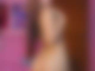 Live cam show with LittleVixen18 - Living Room on galaxygirlnitro.com