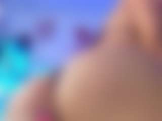 LittleVixen18's Live Sex Cam Show