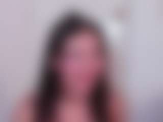 Live cam show with Camila Miller rh - Average on milfzrlive.com