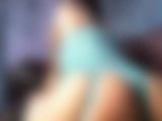Live cam show with lilr3beca - Green Eyes on Camsoda