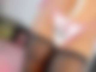 DanielysValen's Live Sex Cam Show