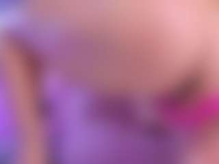 Live cam show with Muriel-belov - Athletic on Camsoda