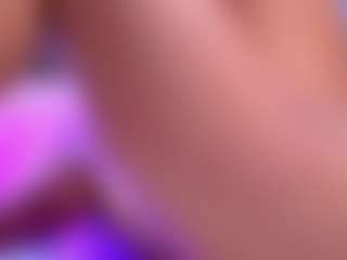 Live cam show with Muriel-belov - Bedroom on Mixed Magazine Live