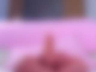 Live cam show with Muriel-belov - Athletic Bedroom on Instabang
