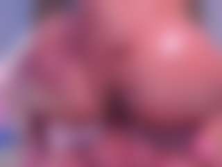 Live cam show with Muriel-belov - Thong on Camsoda
