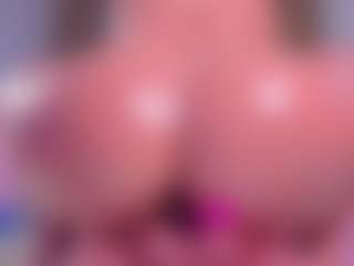 Live cam show with Muriel-belov - Thong on Camsoda