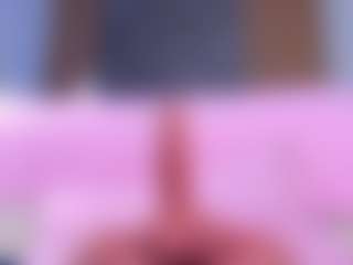 Live cam show with Muriel-belov - Athletic on Camsoda