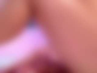 Live cam show with Muriel-belov - Thong on Lustler