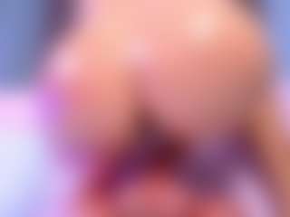 Live cam show with Muriel-belov - Double Penetration on Dare Cams