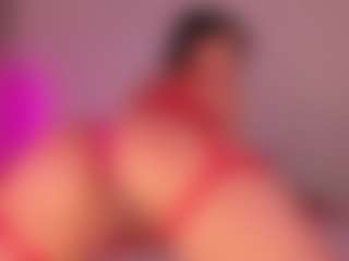Live cam show with Nicole - Dress on 1on1-livenow