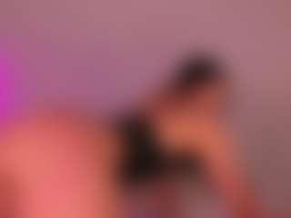 Live cam show with Nicole - Garter on Camsoda