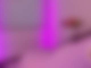 Live cam show with Nicole - Dildo on Free Soda