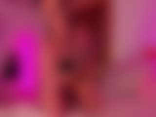Live cam show with Nicole... - Gamer Athletic on Uber Horny