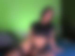 Live cam show with ⭐AlexaAdamss⭐ - Latina MILF on Hubzter Live | colombia