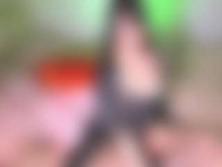 Live cam show with ⭐AlexaAdamss⭐ - Tease on AdultVida.com