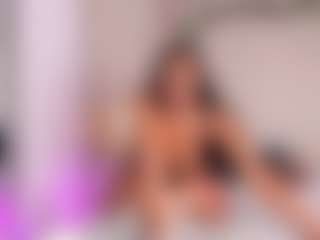 Live cam show with KeylaRoss - Bedroom on Gym Cam Girls