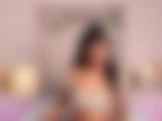 Live cam show with KeylaRoss - Living Room on SinfulBabes
