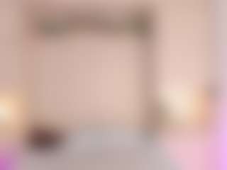Live cam show with KeylaRoss - Living Room on sexylive.show