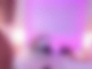Live cam show with KeylaRoss - Solo on Camsoda