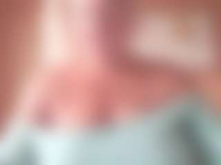 Live cam show with miranda-robinson - Body Massage on SinfulBabes