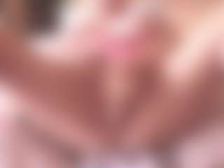 Live cam show with miranda-robinson - Blonde Hair on AdultVida.com