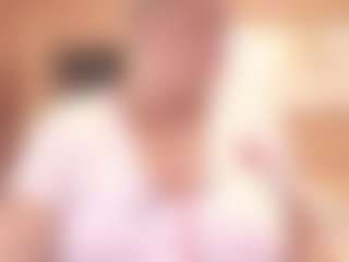 Live cam show with miranda-robinson - Spank Blonde Hair on Free Soda