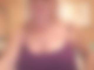 miranda-robinson's Live Sex Cam Show