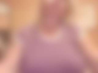 Live cam show with miranda-robinson - Blue Eyes on Strip Flash - Live Sex Shows