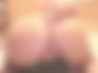 Live cam show with miranda-robinson - Blue Eyes on madthumbs