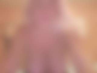 Live cam show with miranda-robinson - Hairy Pussy on Gym Cam Girls