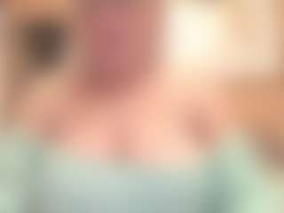 Live cam show with miranda-robinson - Blue Eyes on Dare Cams