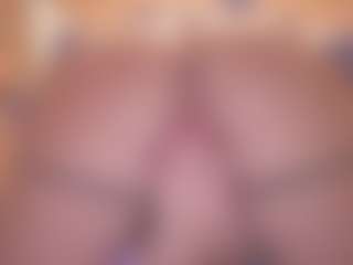 Live cam show with miranda-robinson - Body Massage on x69.live