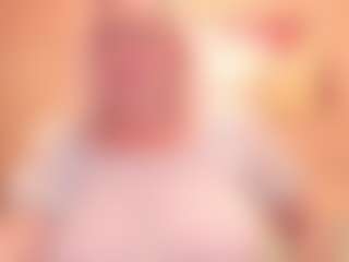 Live cam show with miranda-robinson - Body Massage on Camsoda