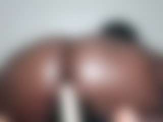 Live cam show with sexxy - Thick on Camming Site