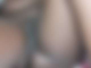 Live cam show with sexxy - Facial Piercings on Cam Slut