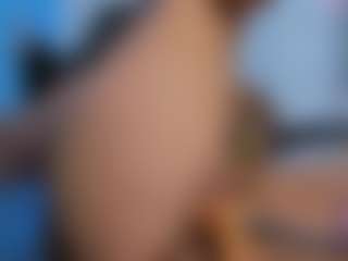 Live cam show with FalakYasin - Thick on Camsoda