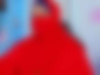 Live cam show with FalakYasin - Genital Piercings on Cam Slut