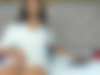 Live cam show with Hanna-lens - Athletic on parknlotfishbdy