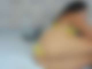 Live cam show with Hanna-lens - Thin on Soda Cam