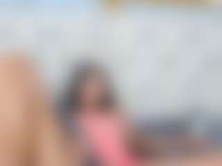 Live cam show with Hanna-lens - Solo on Free Soda