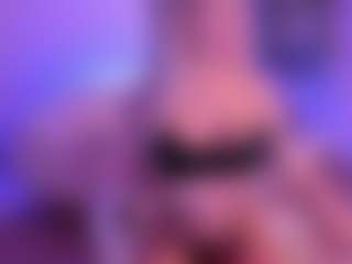 Live cam show with Lissa Babe - Foot Fetish on CamwithHer
